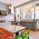 Lapa Checa Guest House